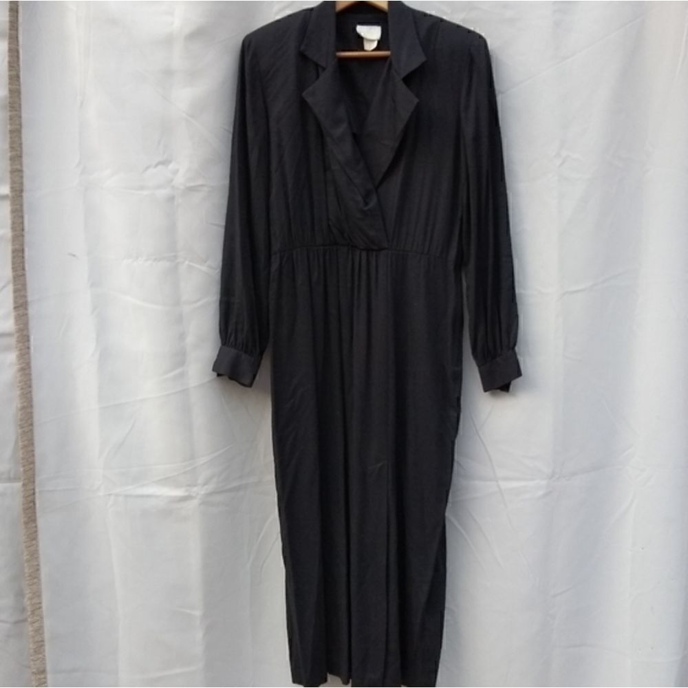 Moda Int International Unique Vintage collared black dress maxi long sleeve